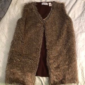Fur vest